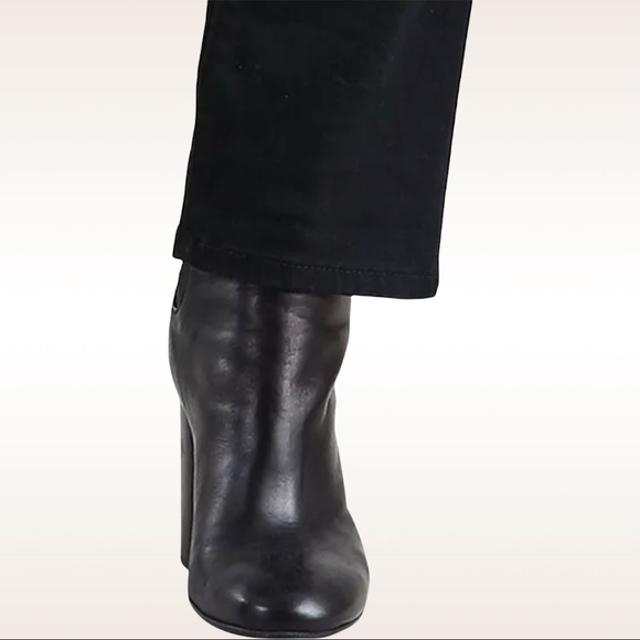 Levi’s 724 High Rise Straight Black Stretch Jeans - Picture 4 of 10